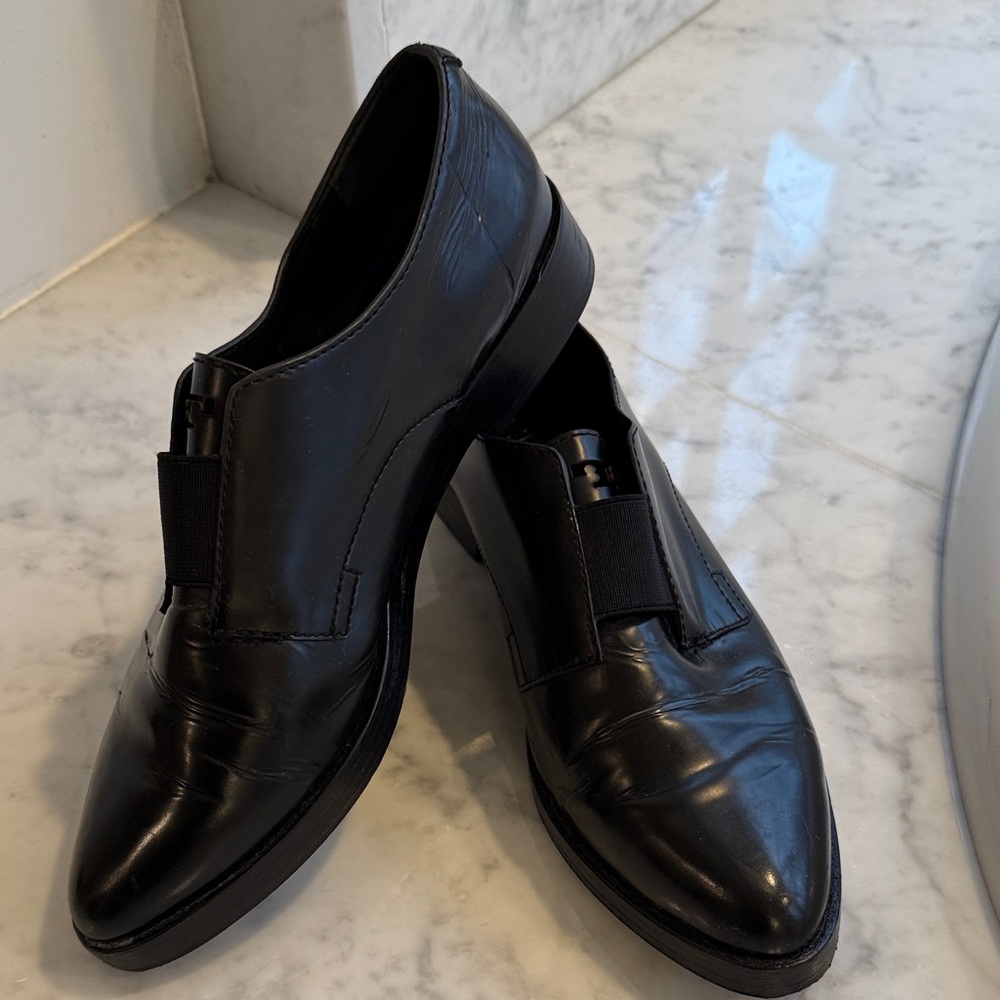 TORY BURCH Women’s Menswear-Vibe Loafers Size 9